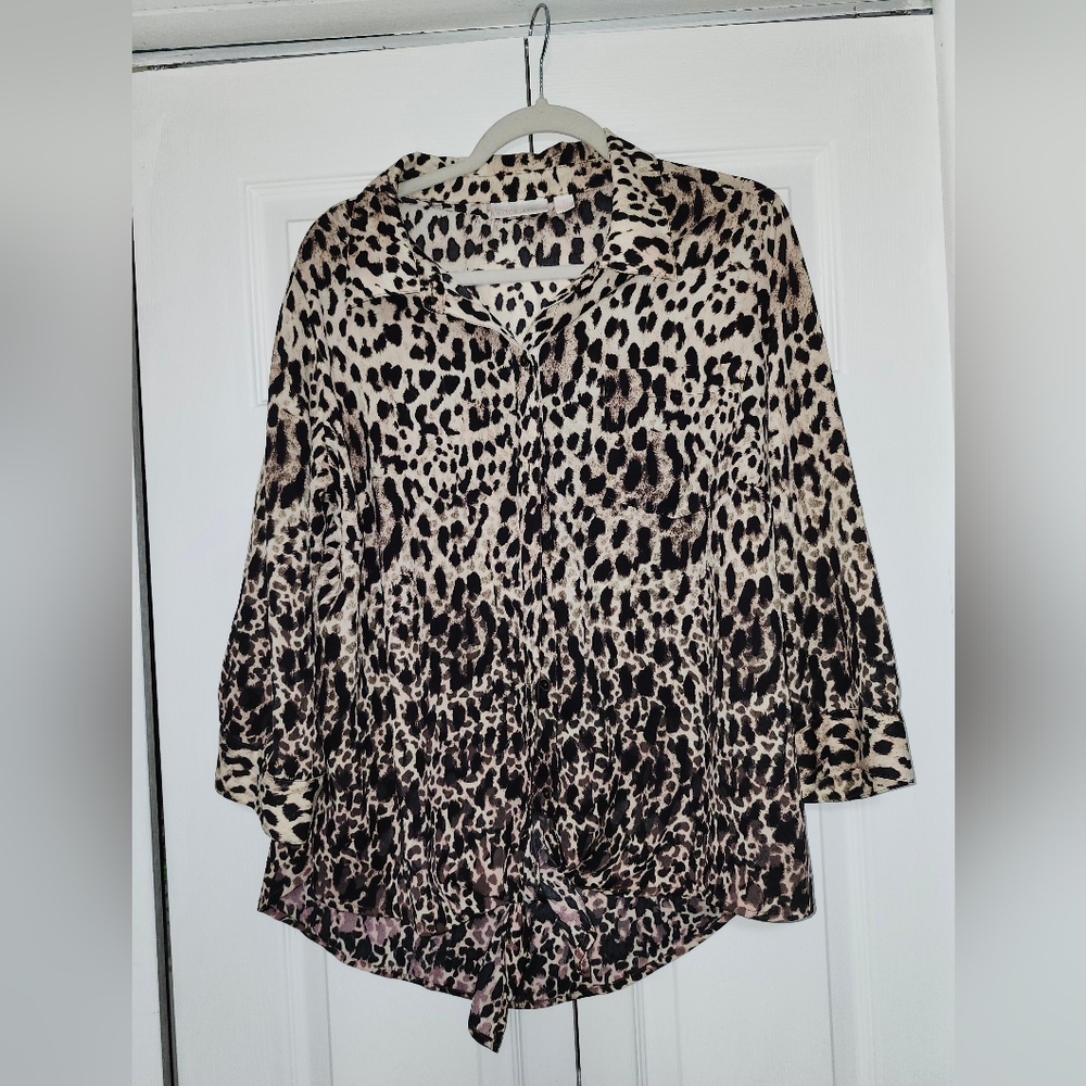 Belle by Kim Gravel Black and Cream Tie Front Blouse